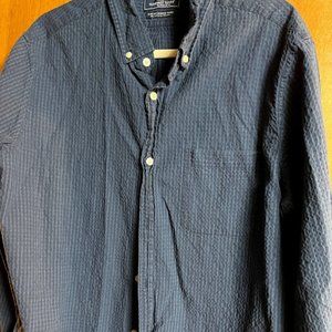 Vinyard Vines dress shirt